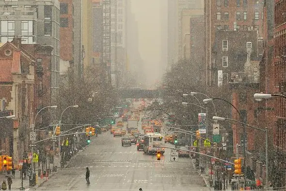 Snow on 10th Avenue by HorsePunchKid on Flickr